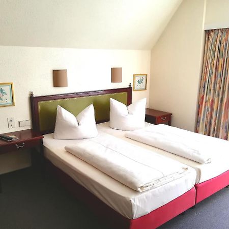 Hotel Krohwinkel Hittfeld Bagian luar foto